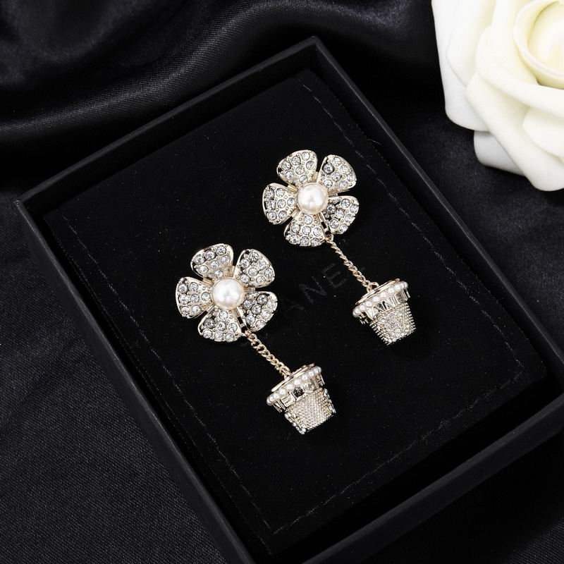Chanel Earring 09yxs428